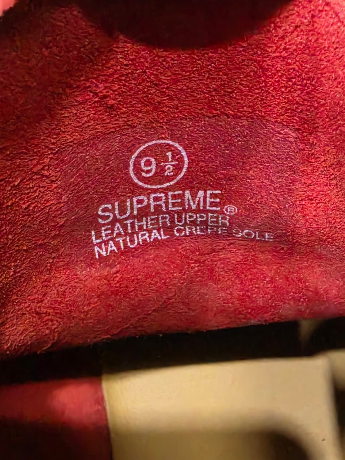 슈프림 x 클락스 데저트 맵 스웨이드 처커부츠 데저트 부츠 US 9.5 상품이미지10