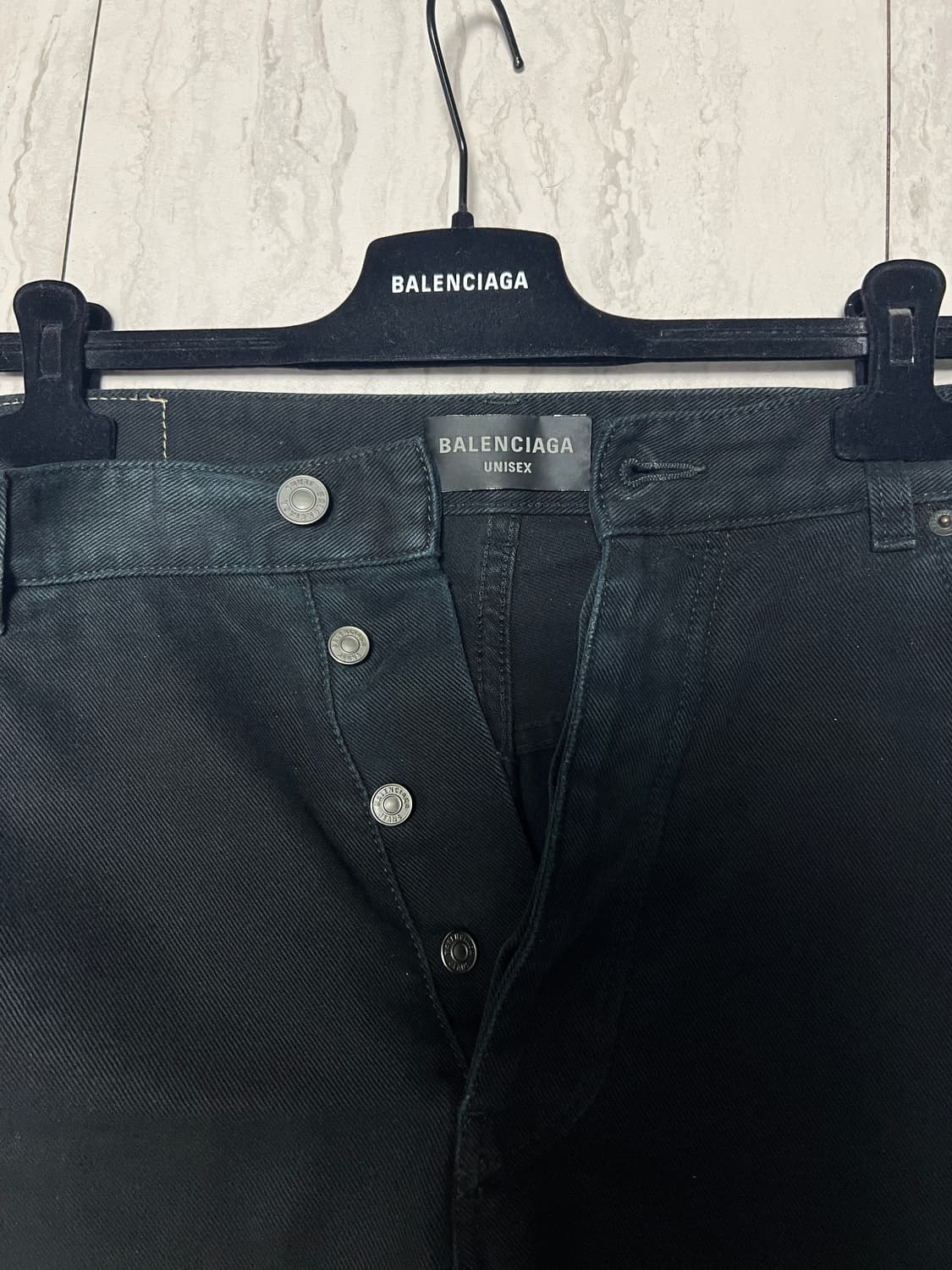 발렌시아가 23ss 스티커배기 L 상품이미지3