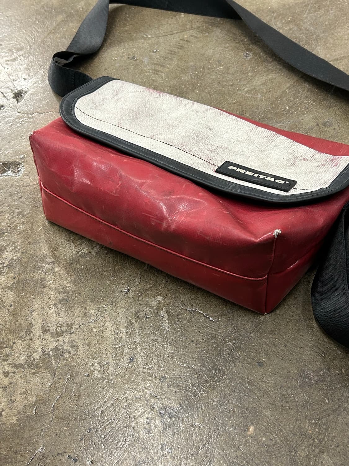 프라이탁 메신저백 상품이미지4