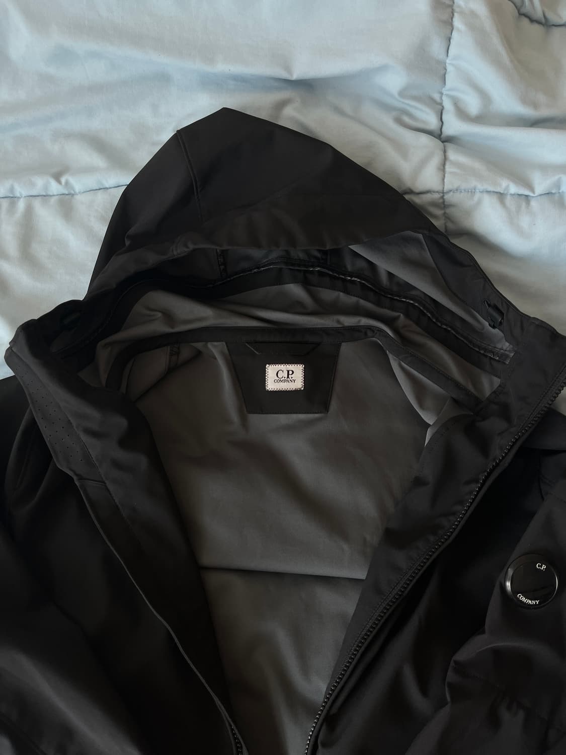 CP컴퍼니 블랙 후드 바람막이 48사이즈 상품이미지2