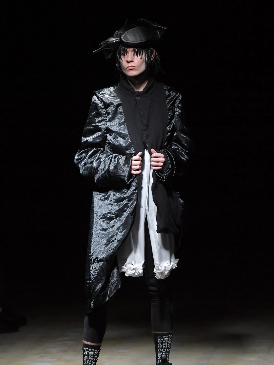 꼼데가르송 옴므 플러스 사선 축융 울 롱코트 상품이미지8