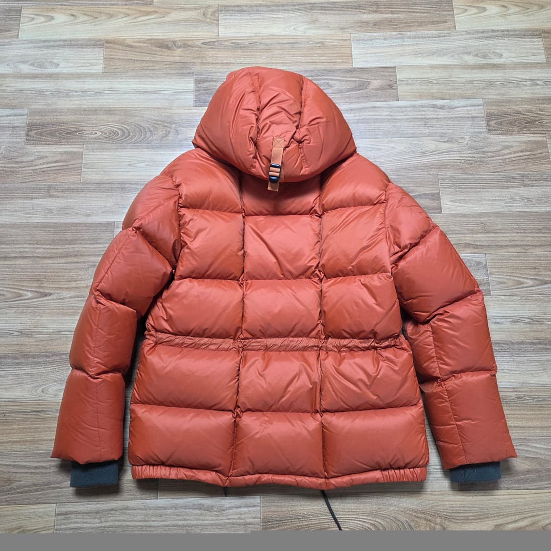 아웃스탠딩 카라코람 오렌지 패딩 2사이즈 상품이미지3