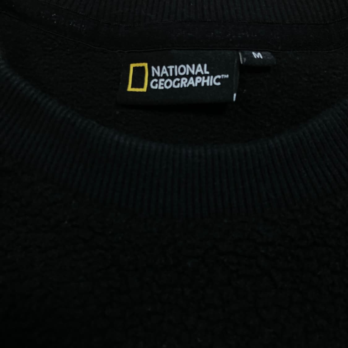내셔널 지오그래픽 빅로고 블랙 플리스 맨투맨 상품이미지3