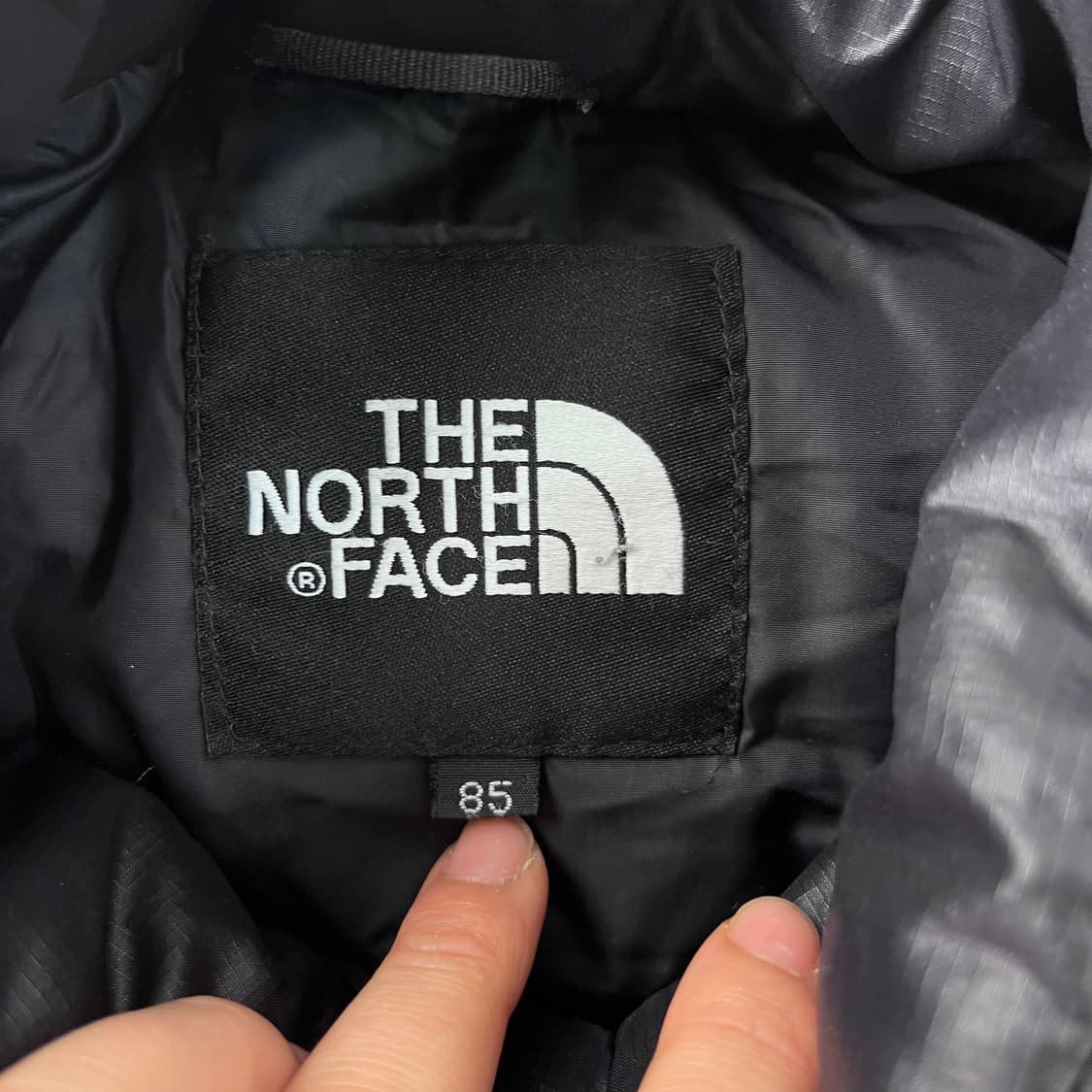 W 95 노스페이스 유광 1996 700 눕시 패딩 상품이미지3