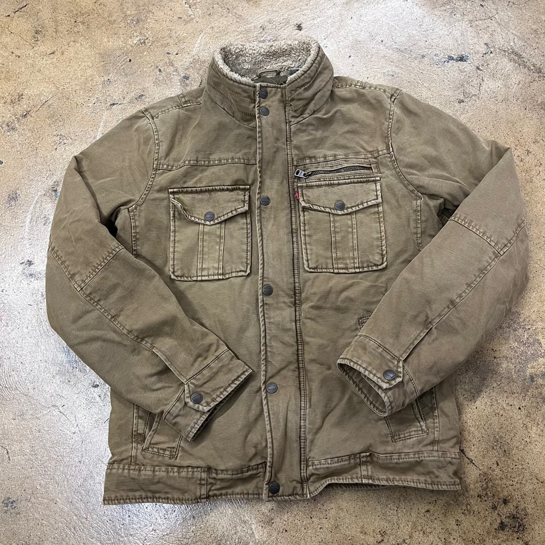 [정품] 리바이스 카키색 퍼 안감 워크 자켓 b19 상품이미지2