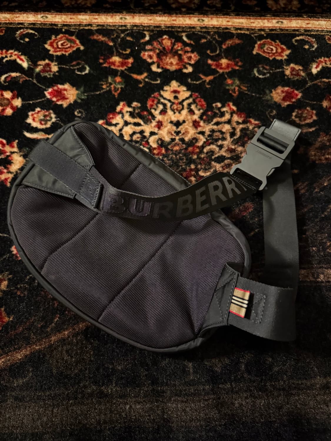 버버리 힙색 상품이미지3