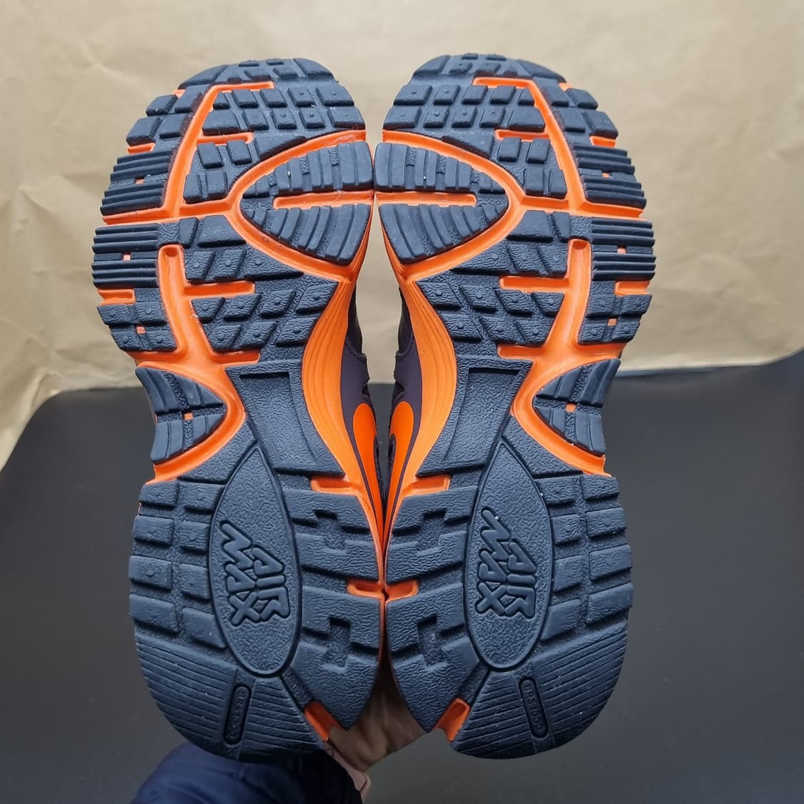 나이키 맥스런 나이트4 운동화230 상품이미지3