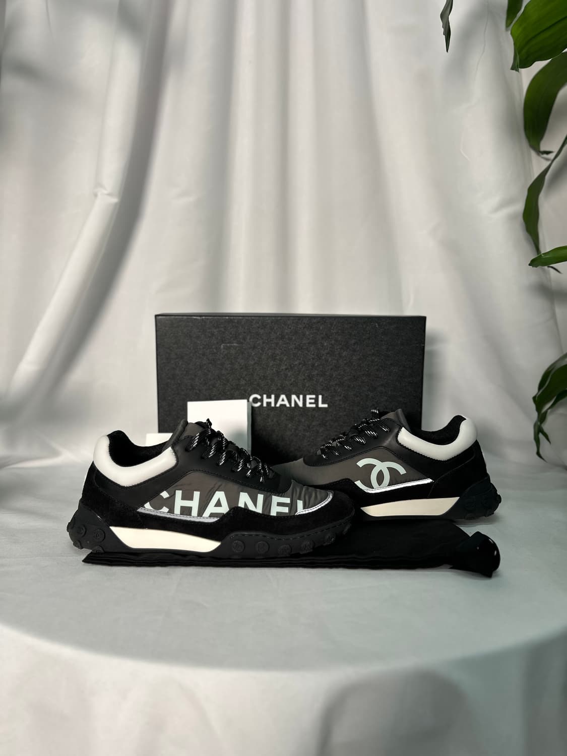 [풀구성/38] 샤넬 CC로고 레터링 스니커즈 상품이미지1
