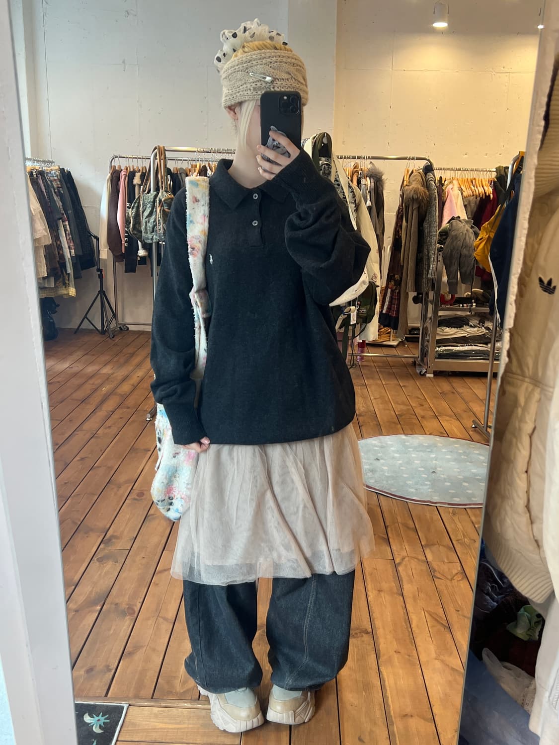 폴로 차콜 카라 니트 상품이미지2