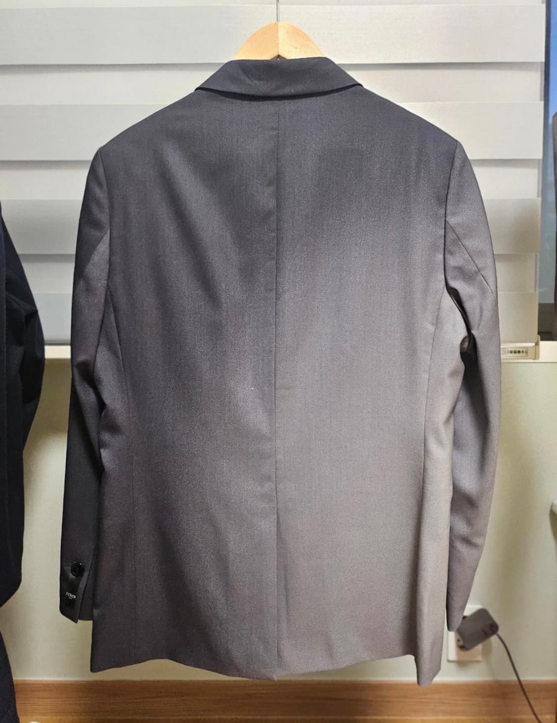 펜디 21fw 그라데이션 싱글 브레스트 블레이저 52 상품이미지4