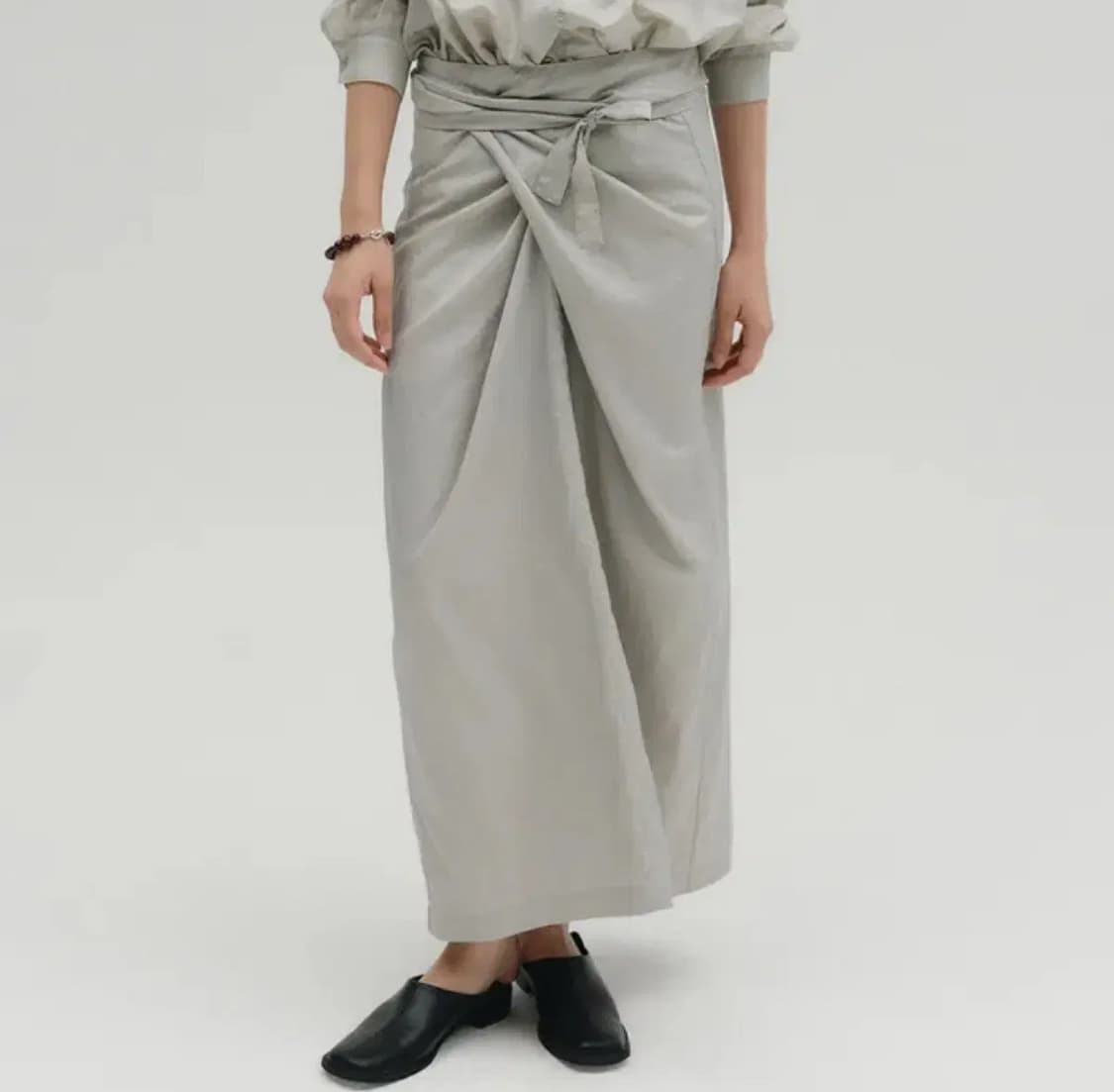 (Set) 솔티페블 포켓 버튼 글로시 셔츠, 스커트 베이지 상품이미지2