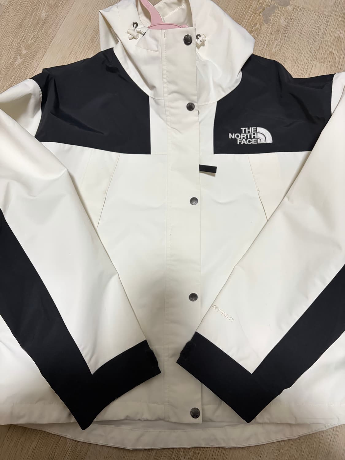 노스페이스 바람막이 상품이미지1