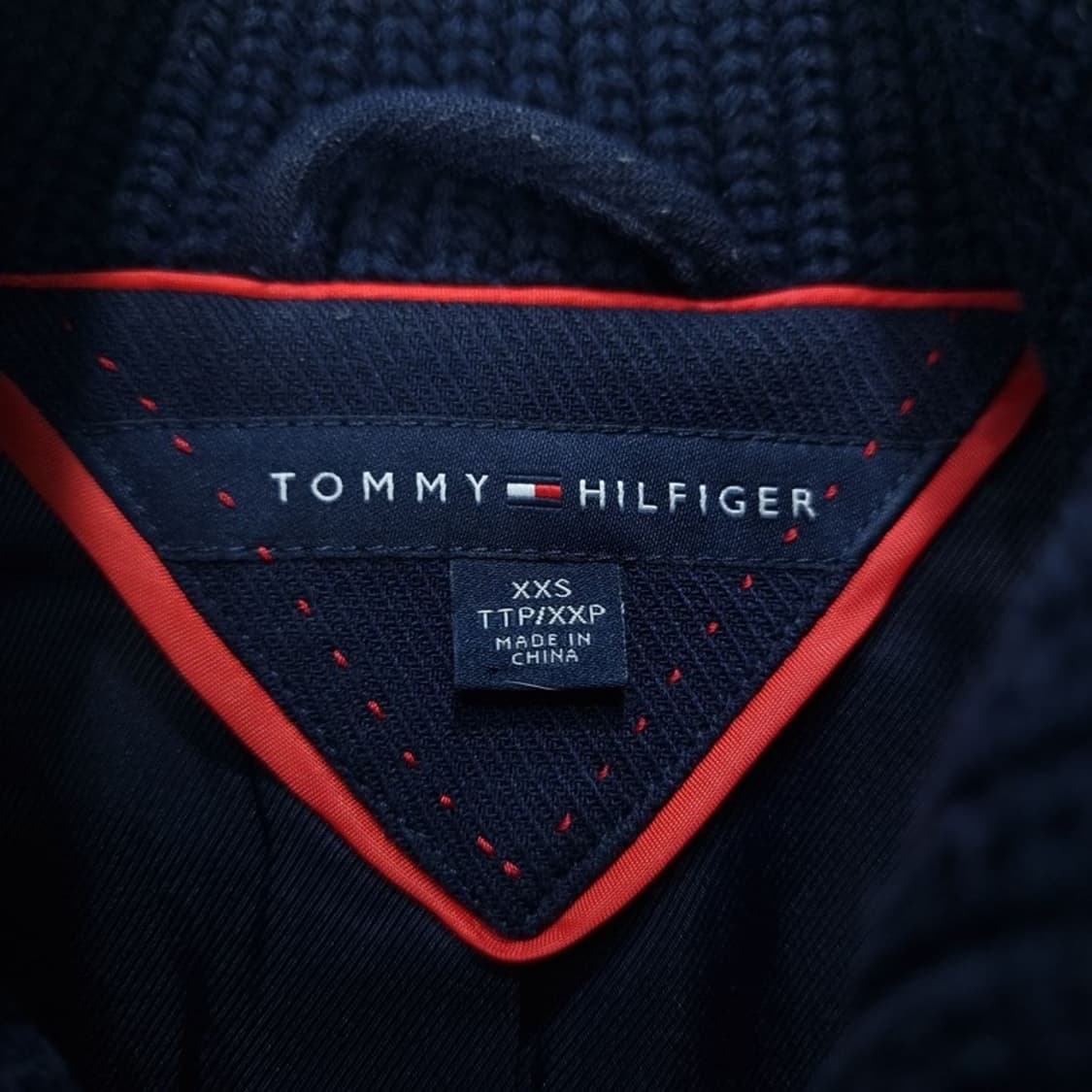 [타미힐피거] 슬림핏 하이넥 모직 니트 자켓 네이비 M18114 상품이미지7