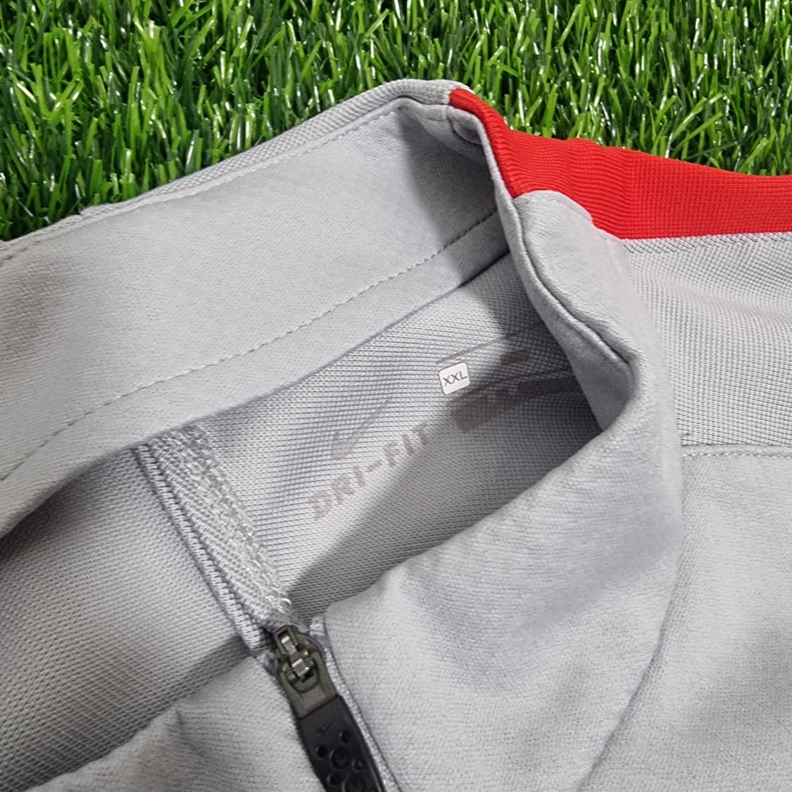 17-18시즌 파리생제르망 나이키 드릴탑 상품이미지5