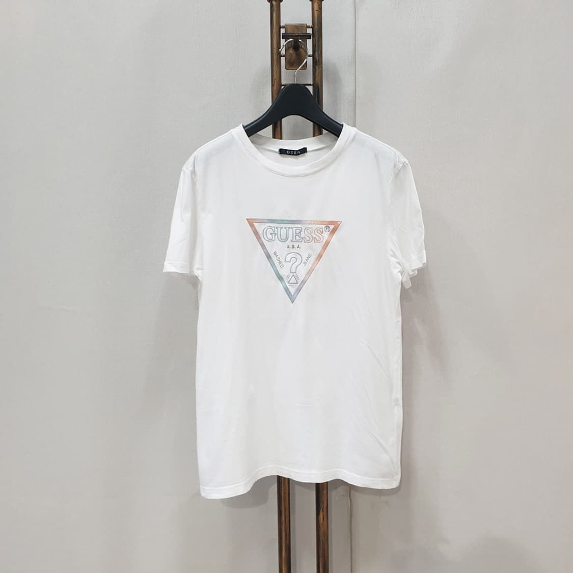 게스 레인보우 삼각 반팔티 S (남여공용) 상품이미지1