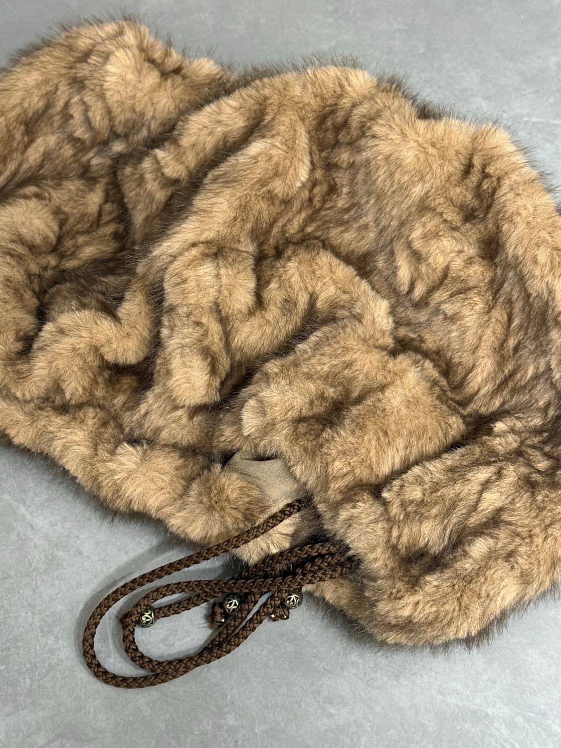 Versatile Fur Brown 상품이미지1