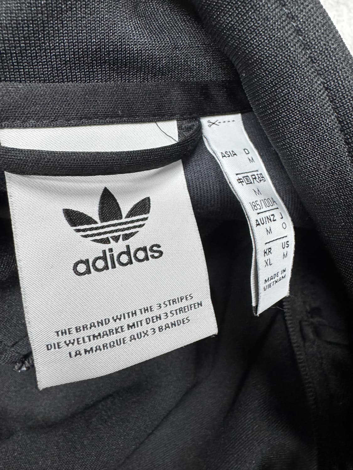 아디다스 상품이미지3