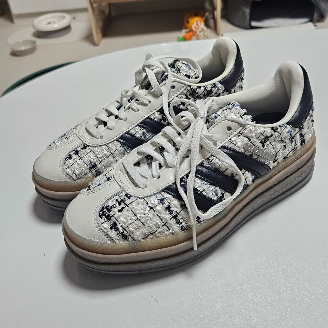 아디다스 통굽 트위드 가젤 상품이미지4