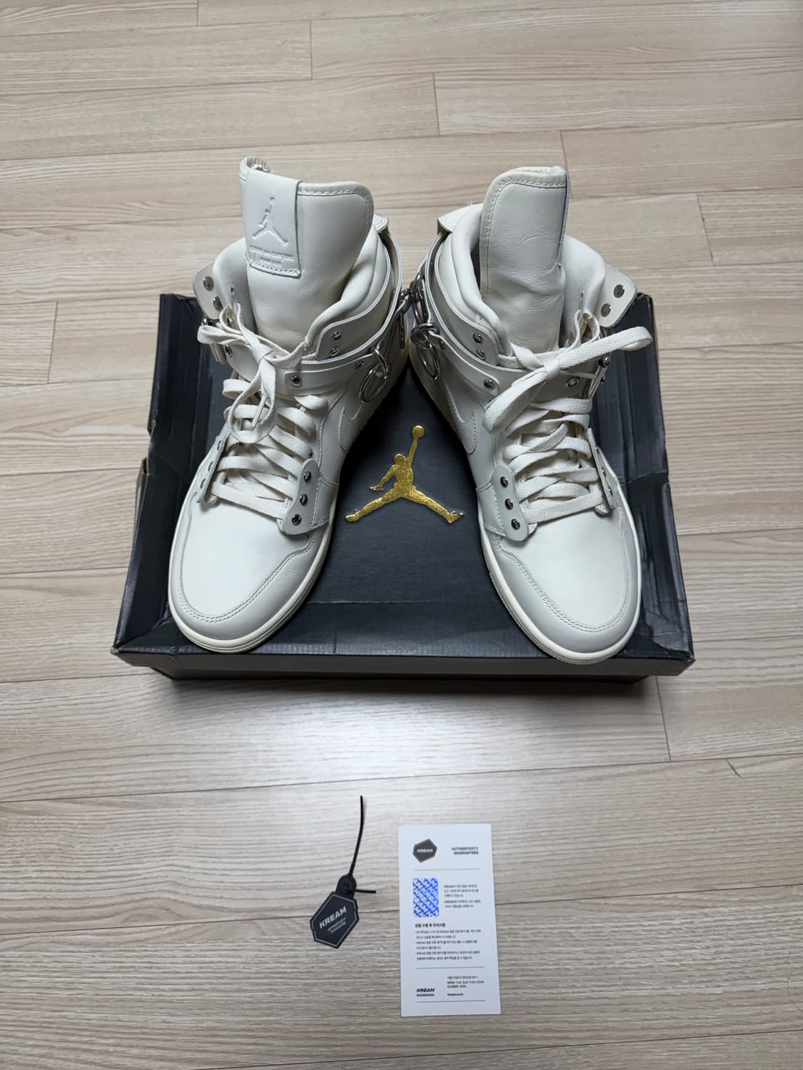 꼼데 나이키 조던1 275 상품이미지1