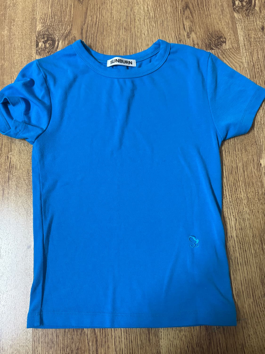 윈터 착용) 썬번프로젝트 베이직 티셔츠 스카이블루 상품이미지3