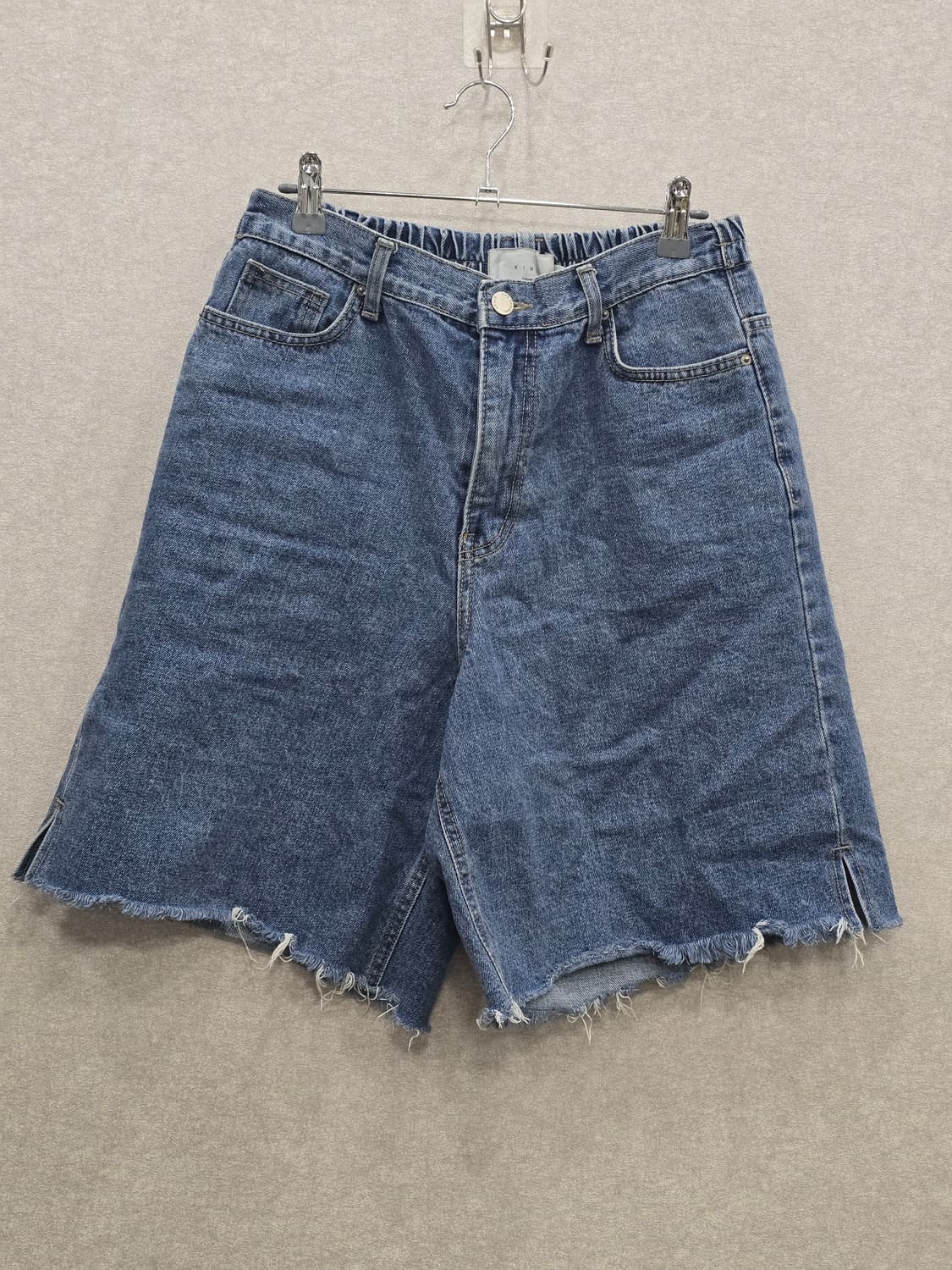 KIND 데님 밴딩 숏팬츠 상품이미지1