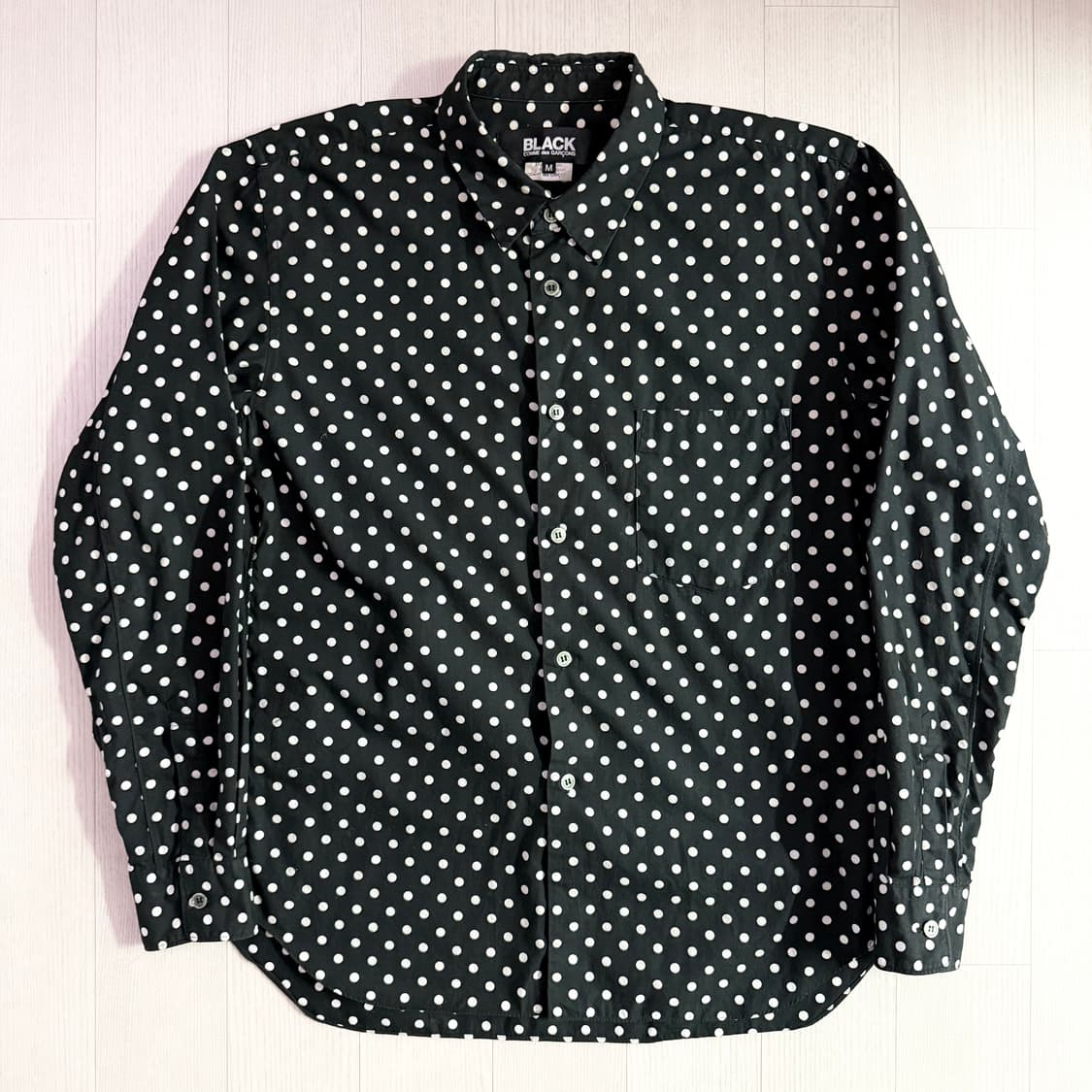 꼼데가르송 블랙 폴카 닷 셔츠 상품이미지1