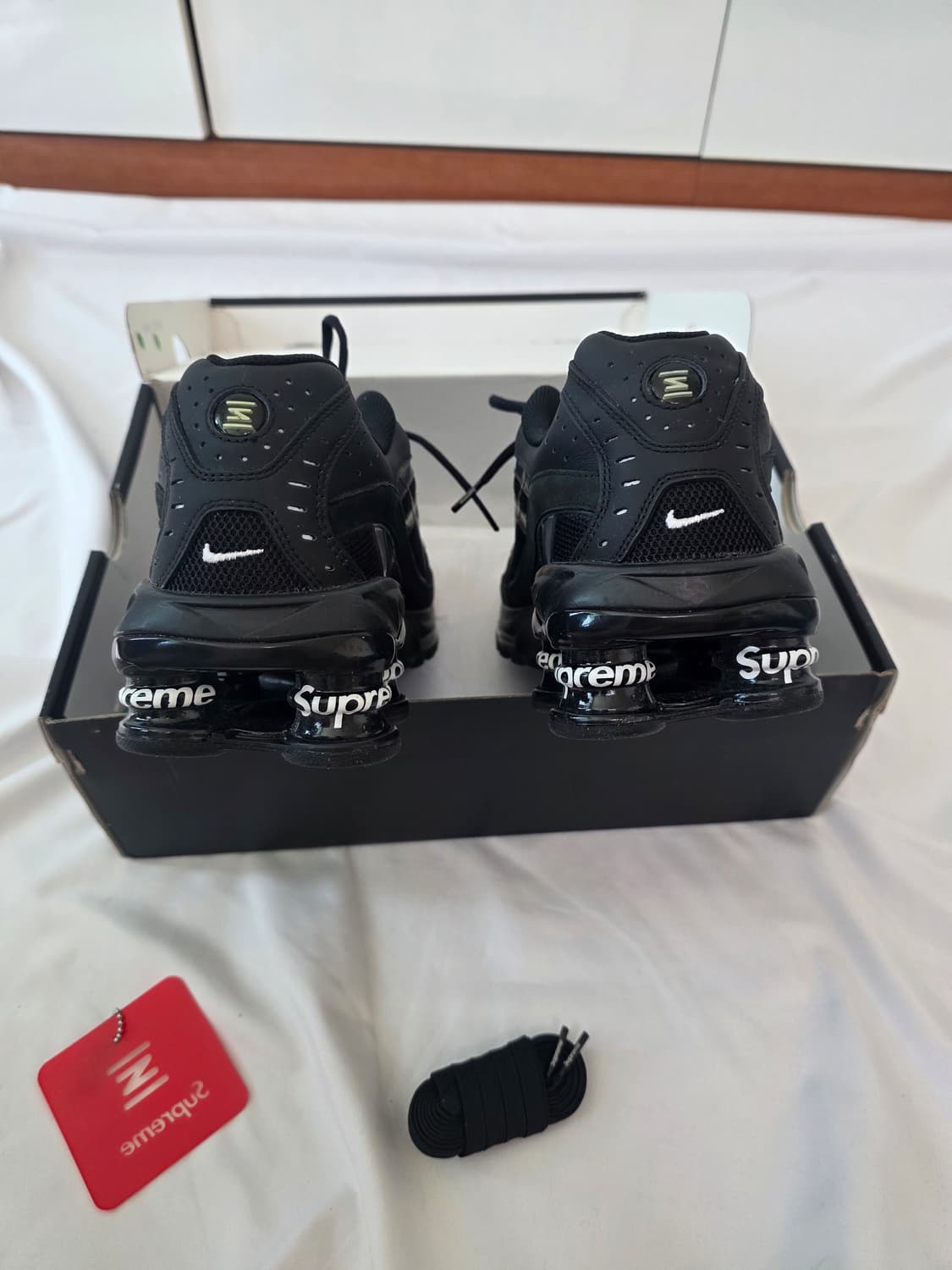 나이키 x 슈프림 샥스 라이드 2 SP 블랙 상품이미지3