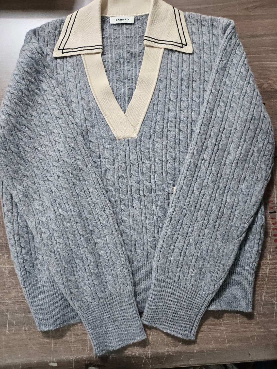 산드로 캐시미어 울 혼방 케이블 콘트라스트 칼라 가디건 1 상품이미지3