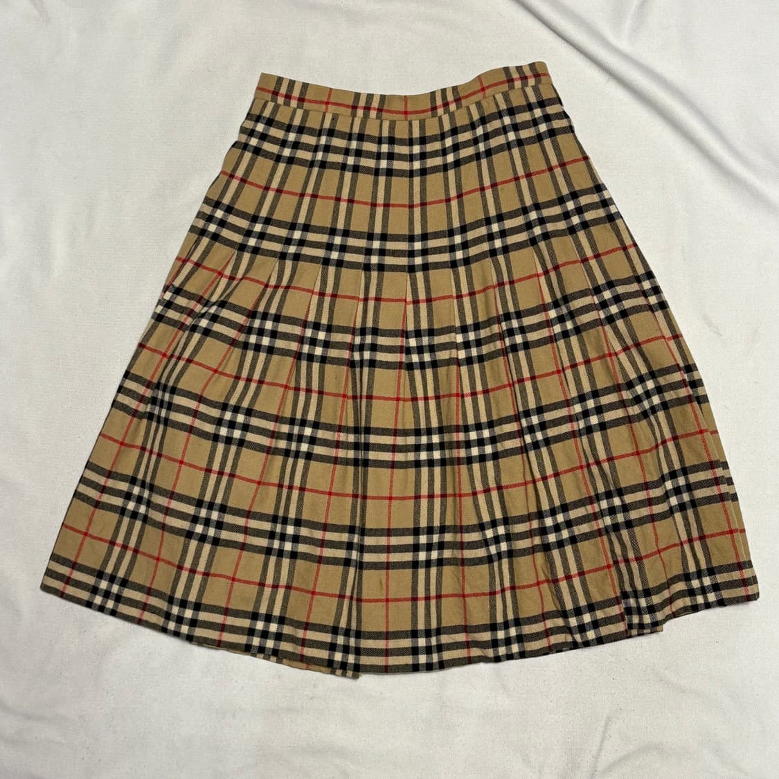 76-92 버버리 노바체크 롱 스커트 상품이미지3