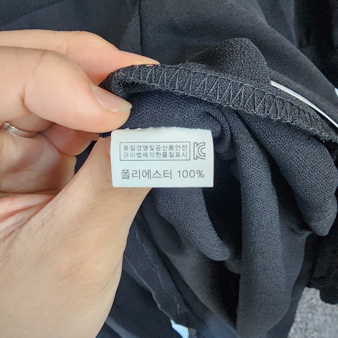 BENITO 테일러드 블랙 랩 스타일 롱 원피스 상품이미지8