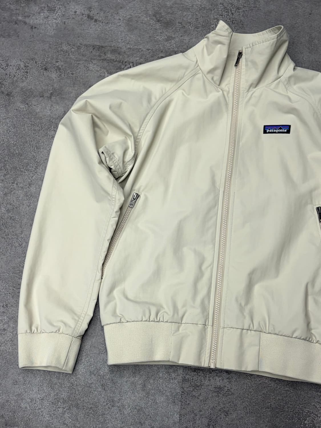 파타고니아 아이보리 쉘 자켓 상품이미지3