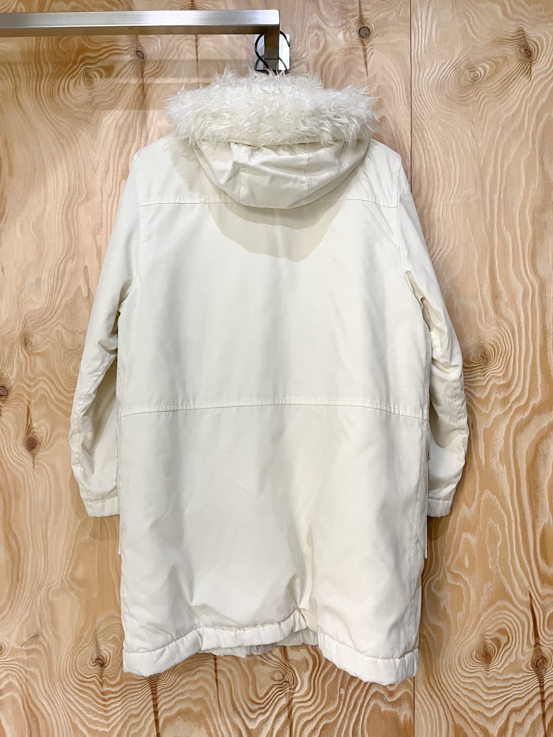 꾸레쥬 faux 퍼 라인 폴리쉘 코트 상품이미지4