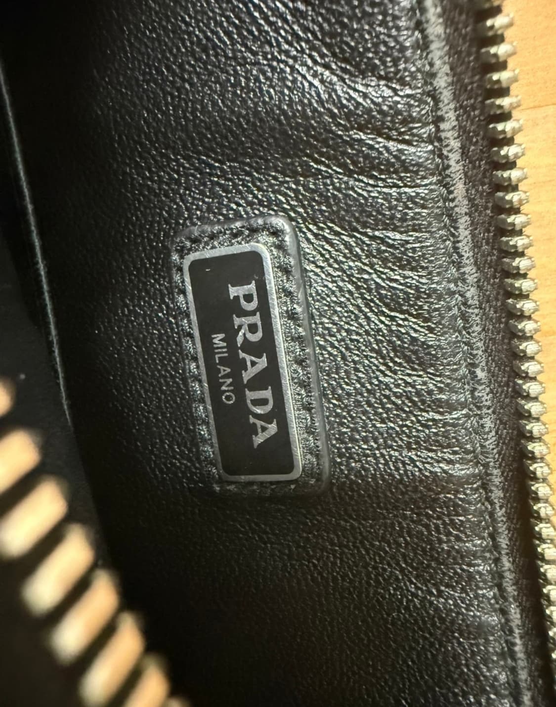 프라다 클러치백 상품이미지3