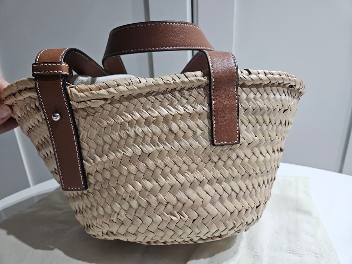 로에베 라탄 스몰 상품이미지2