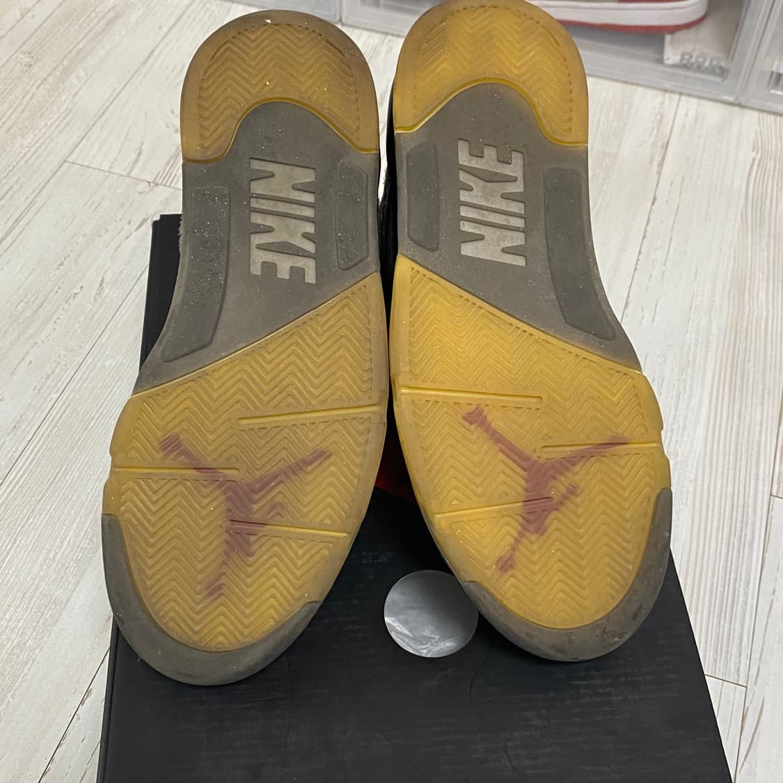 [260] 오프화이트 조던 5 블랙 모슬린 상품이미지4