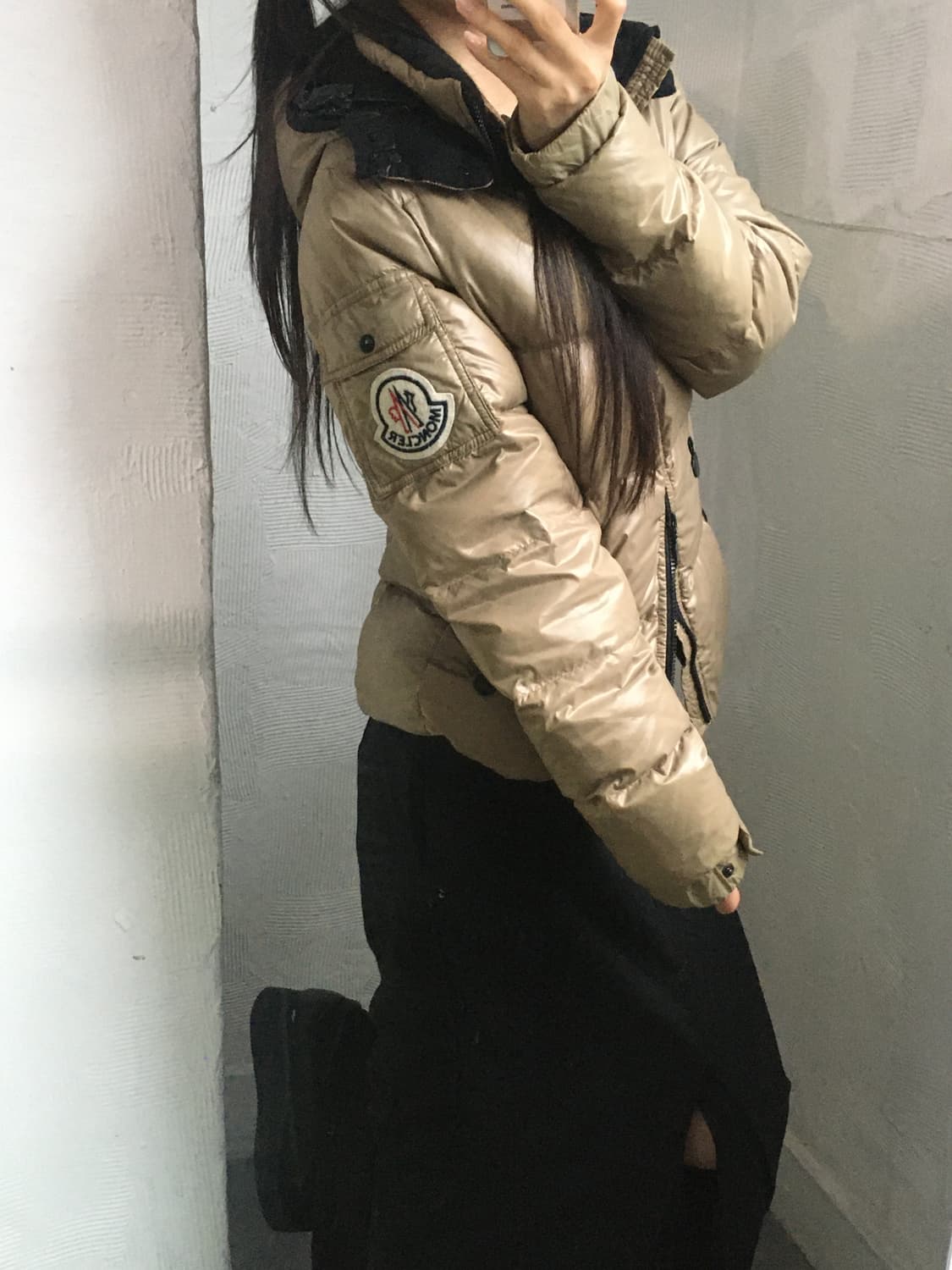 Moncler 몽클레어 베이지컬러 덕다운 패딩 자켓 상품이미지3