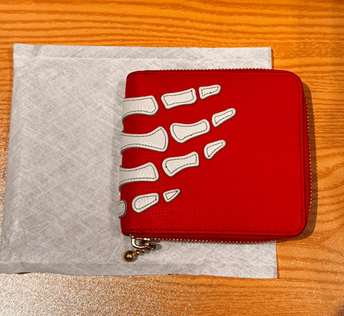 캐피탈 떰즈 본 핸드지갑(레드) 판매합니다 상품이미지3