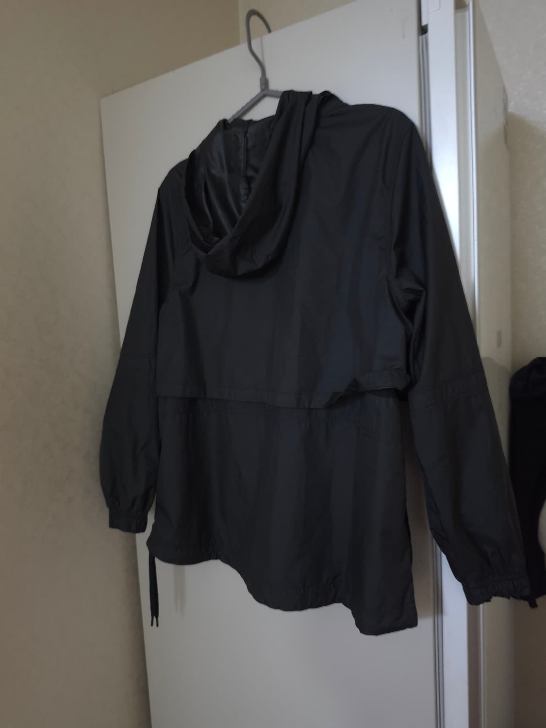 나이키 블랙 바람막이 후드집업 상품이미지6