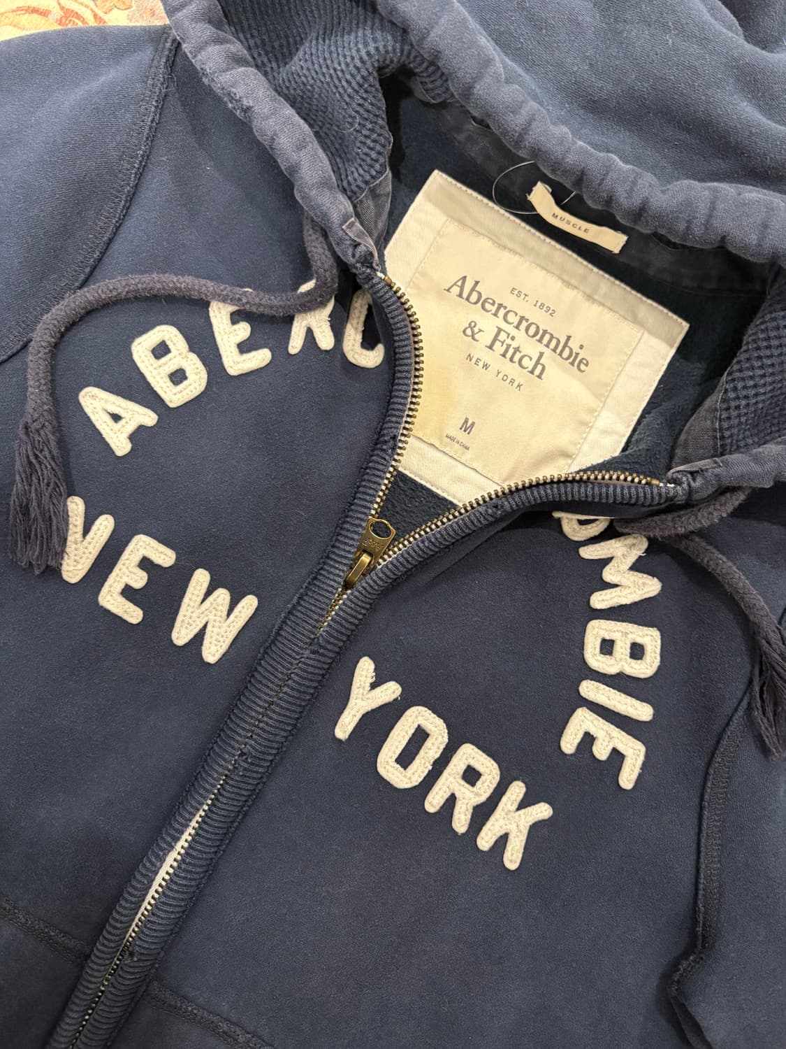 아베크롬비 y2k 아치로고 후드집업 상품이미지3