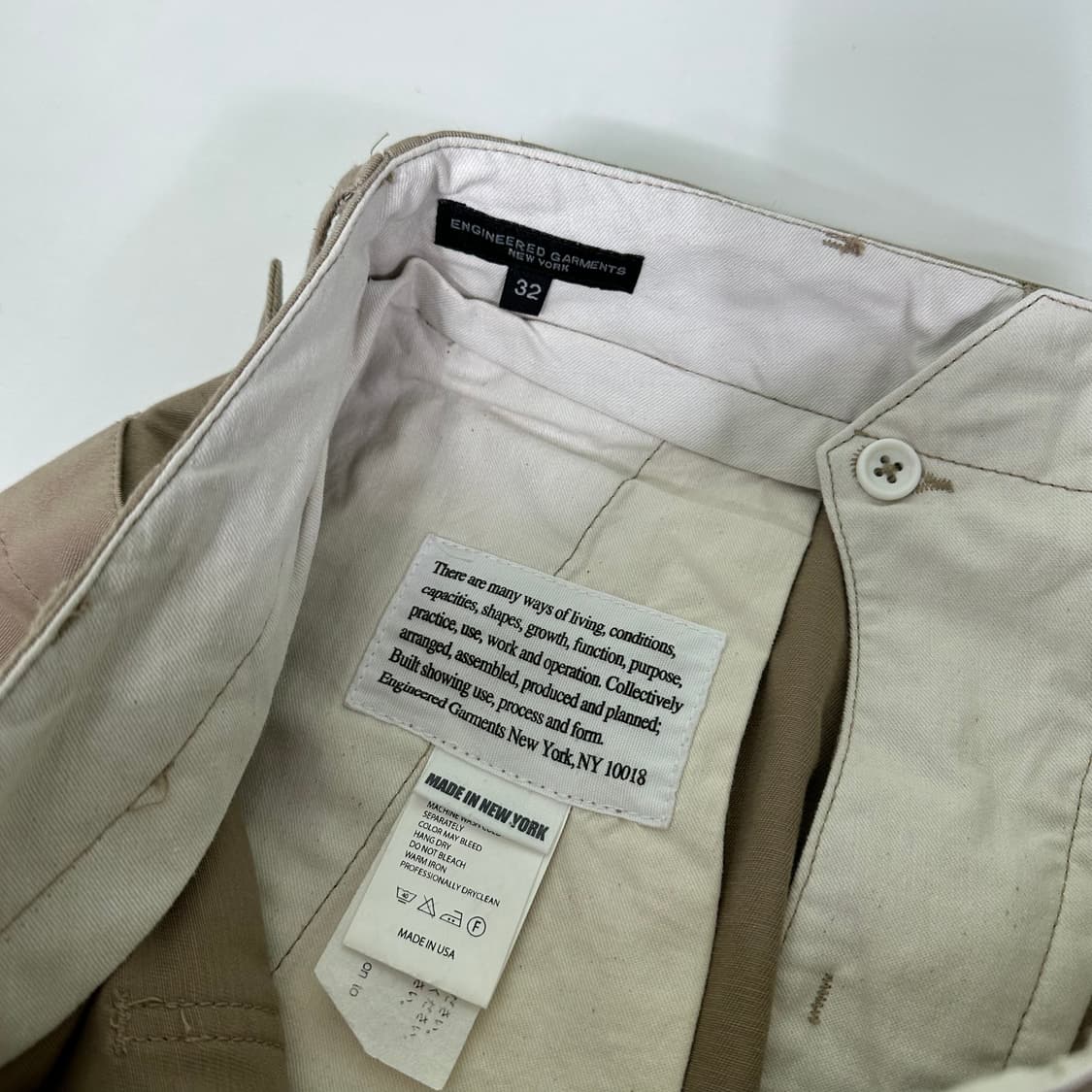 32 엔지니어드가먼츠 베이지 레귤러핏 치노팬츠 상품이미지2