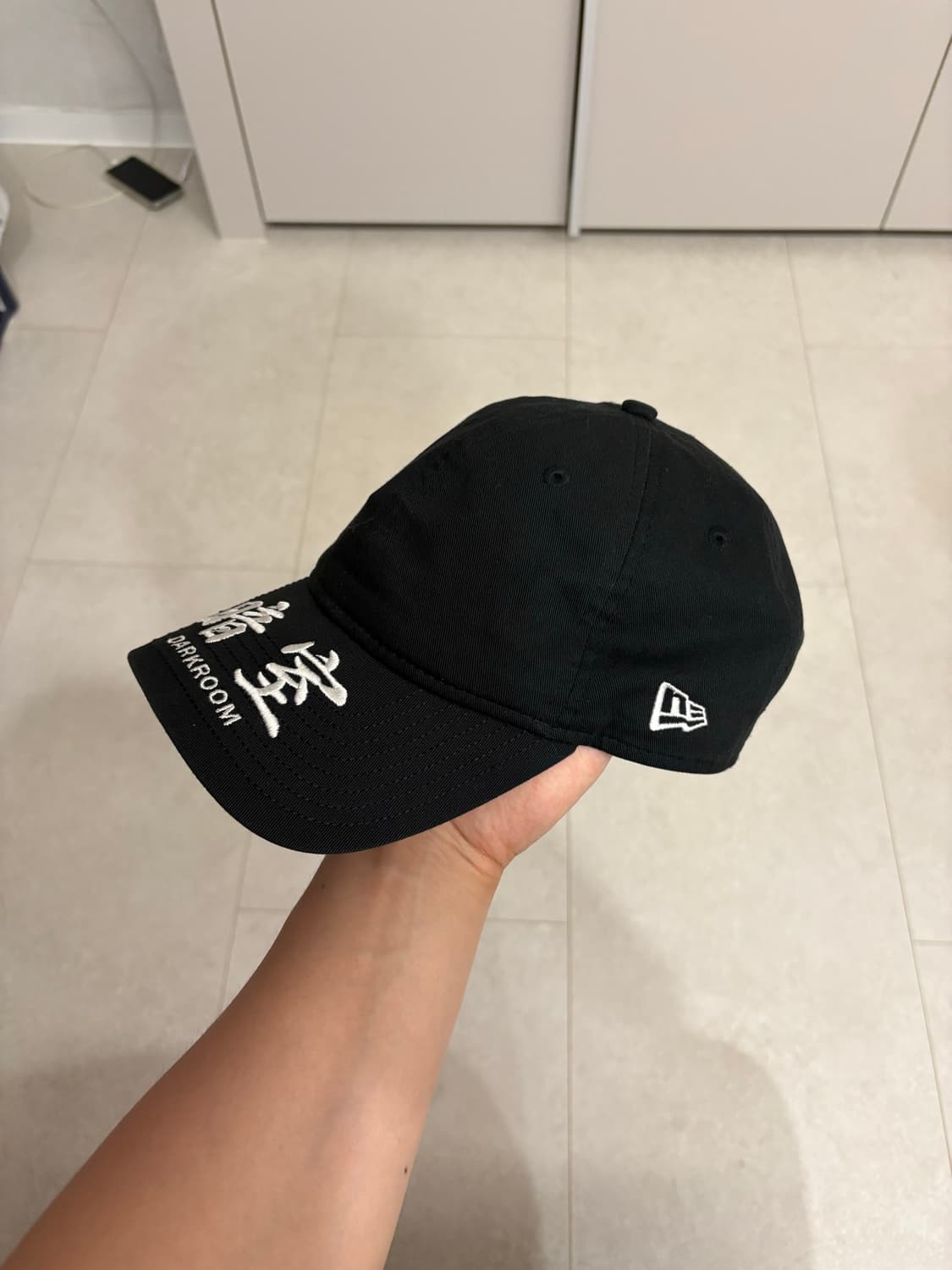 다크룸 뉴에라 볼캡 모자 상품이미지1