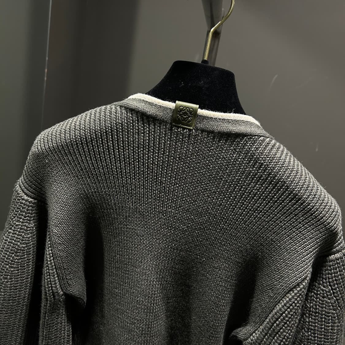 로에베 벌룬 슬리브 가디건 상품이미지5