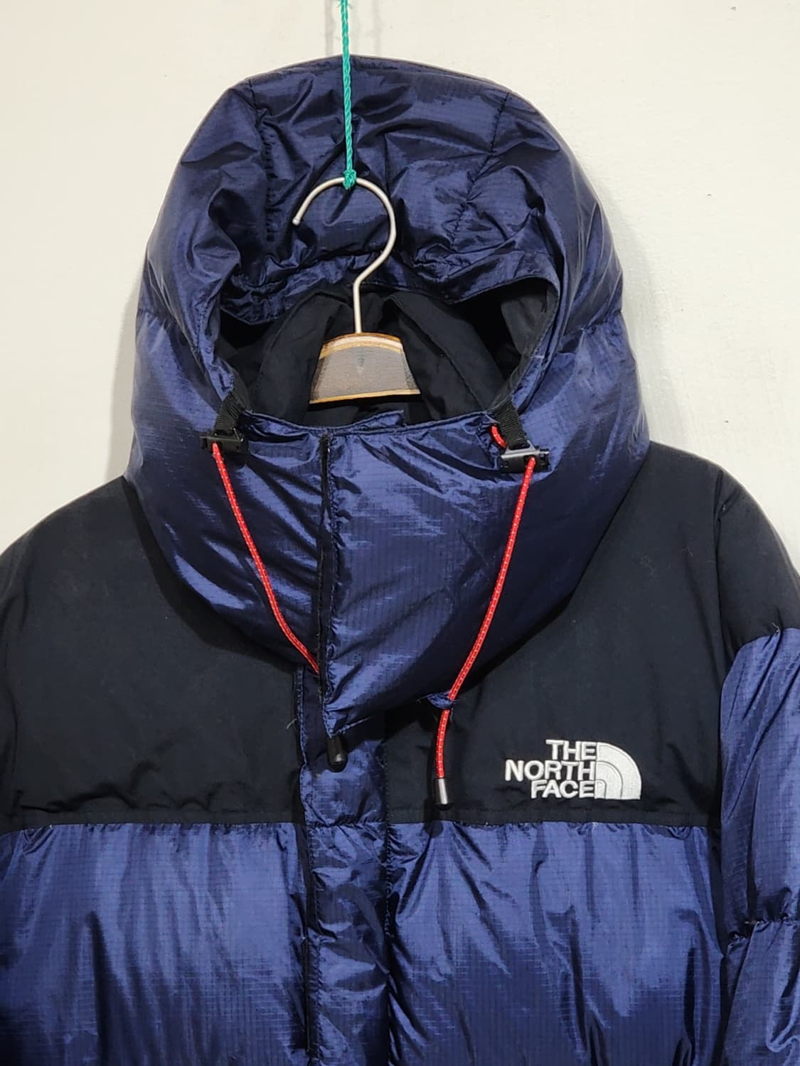 (100) 노스페이스 발토로 패딩점퍼 700 서밋시리즈 다운자켓 후드  상품이미지2