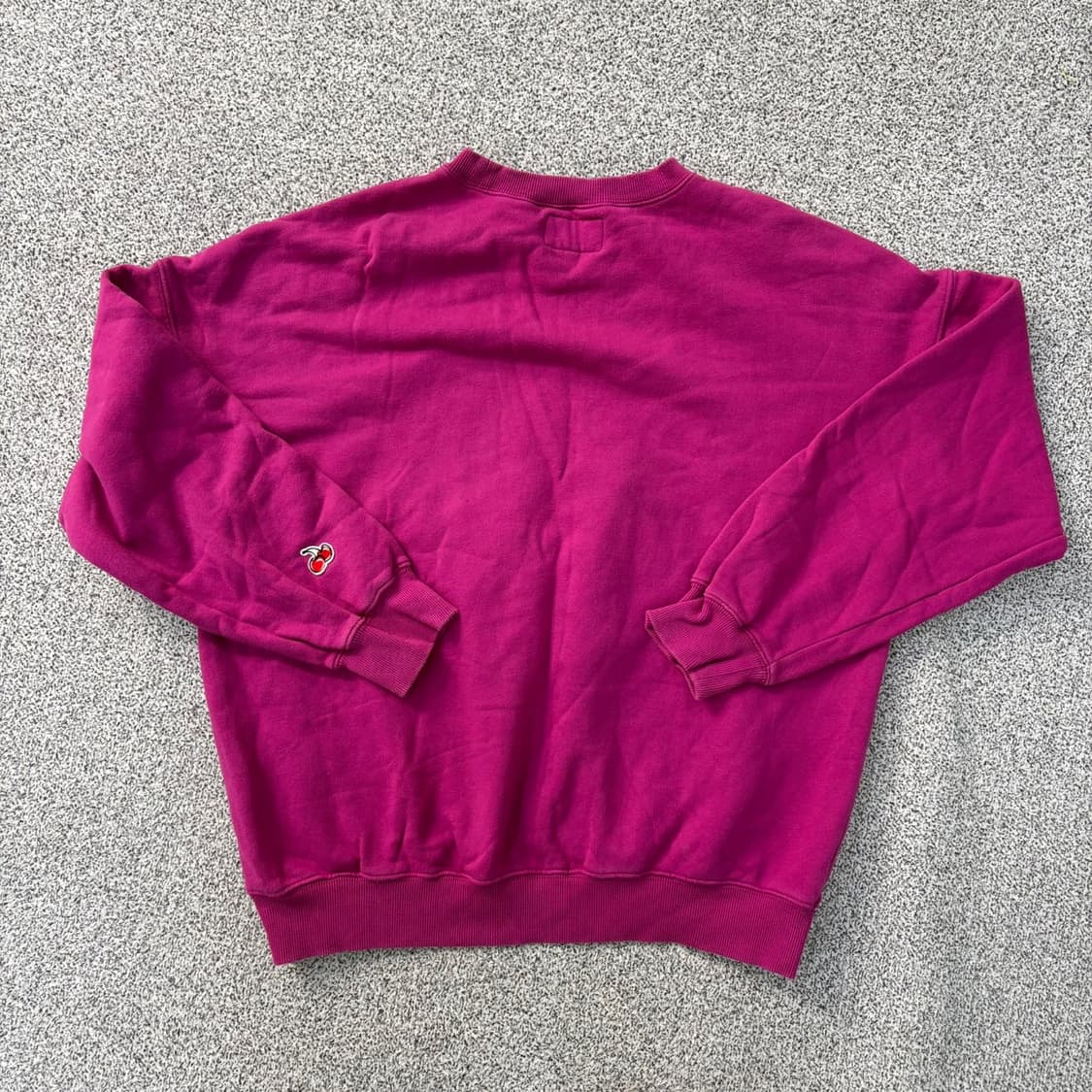 1 키르시 체리 로고 맨투맨 긴팔티 0413J 상품이미지3