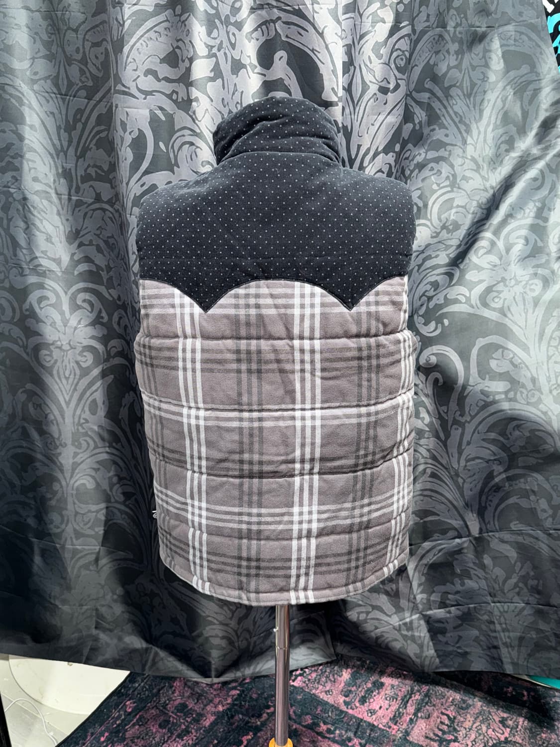 아디다스 도트 벨벳 체크 패딩조끼  상품이미지4