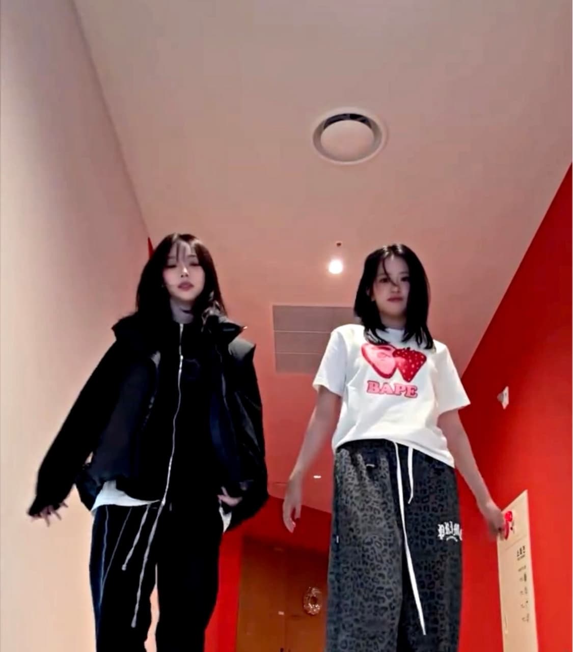 베이프 스트로베리 반팔 화이트 상품이미지10