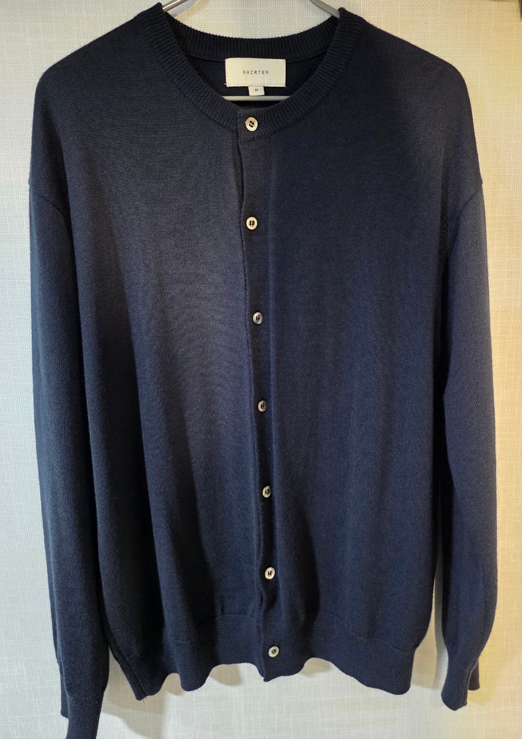 셔터 라운드넥 가디건 네이비 M 상품이미지1
