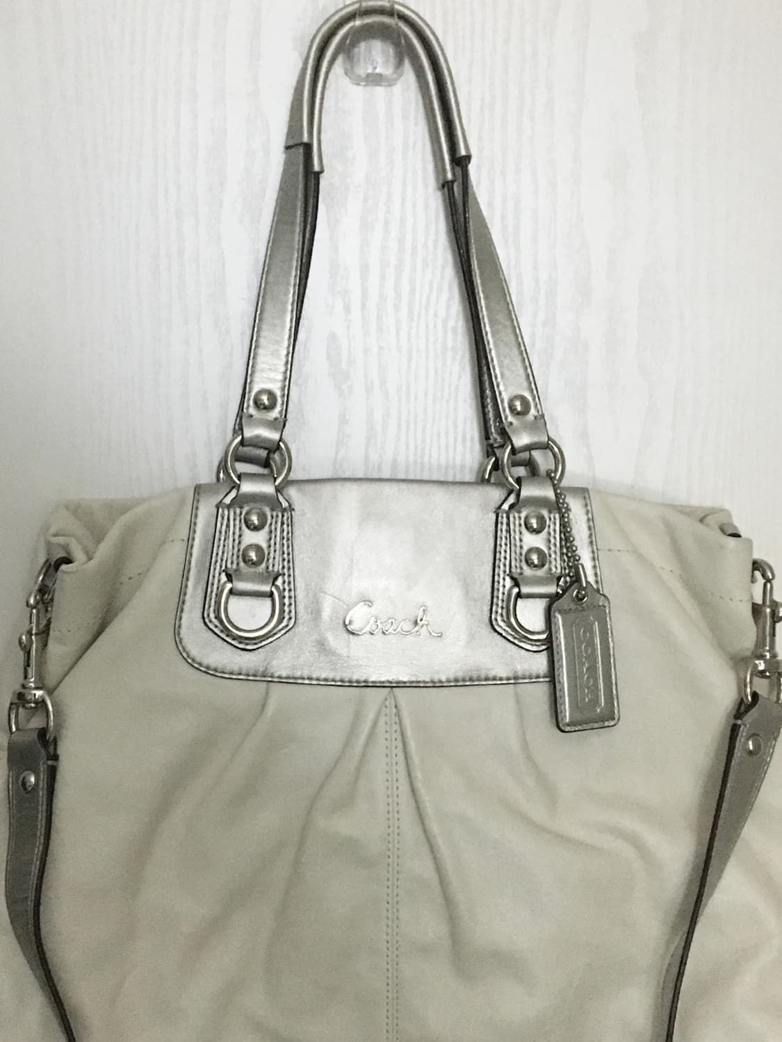 Coach vintage ivory &silver shoulder bag 상품이미지3
