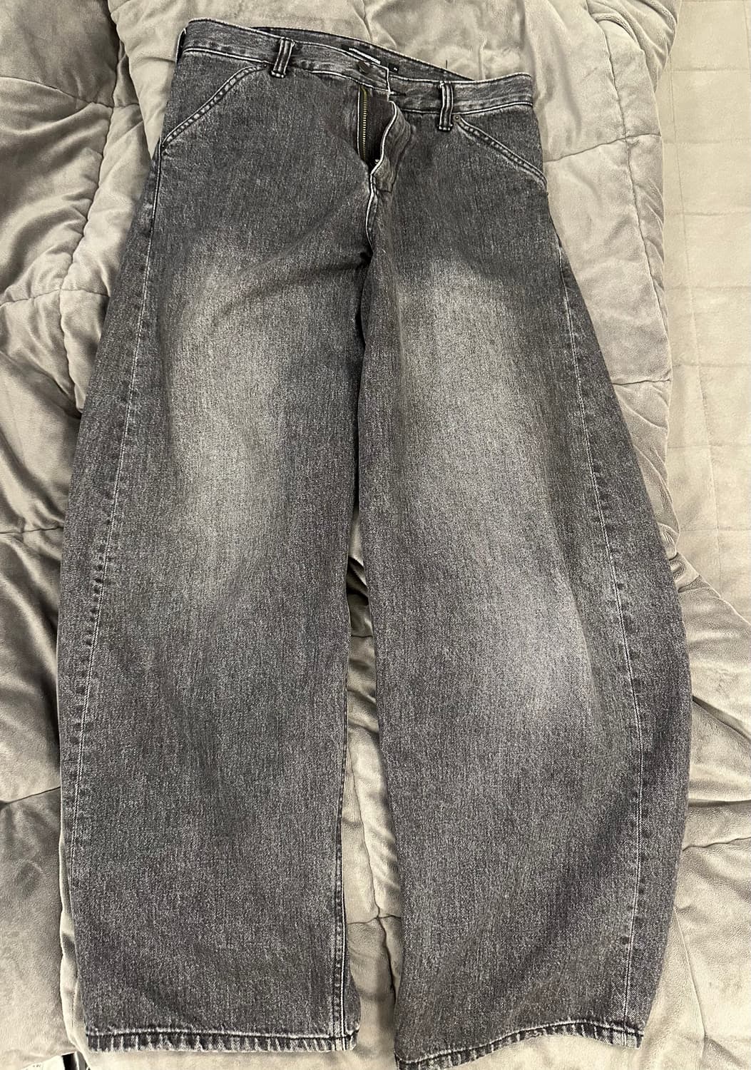 [2] 해칭룸 와이드 커브진 워시드 블랙 상품이미지1