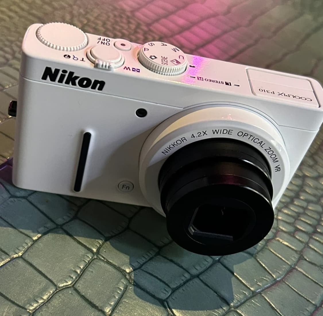 니콘 p310 화이트 상품이미지3